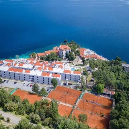In Veli Lo Inj By The Veli Lošinj
